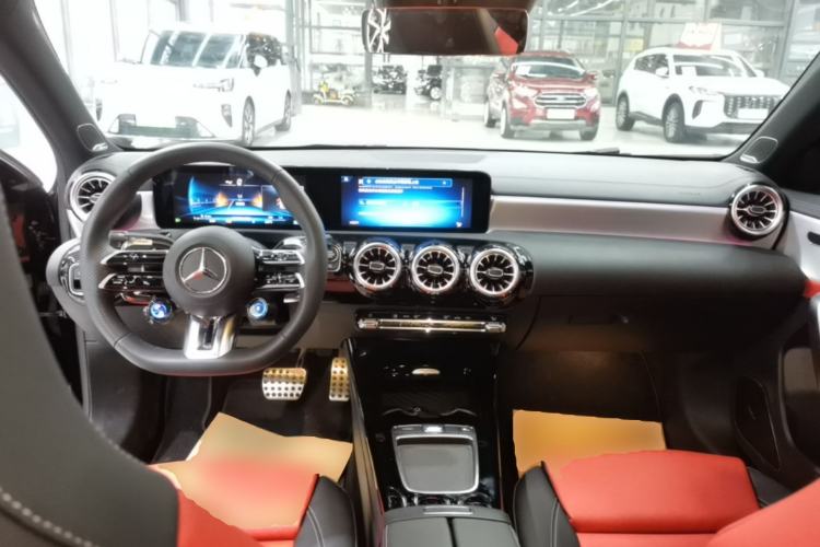 Used Mercedes-Benz A AMG 2024 AMG A 35 4MATIC Center Console