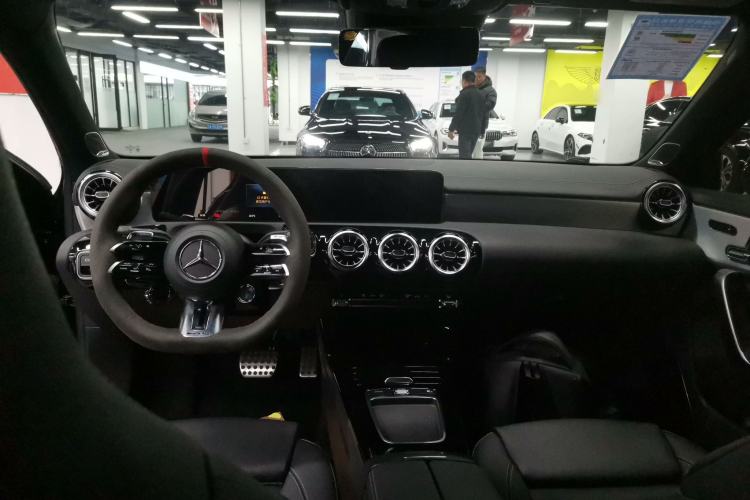 Used Mercedes-Benz A AMG 2024 AMG A 35 4MATIC Center Console
