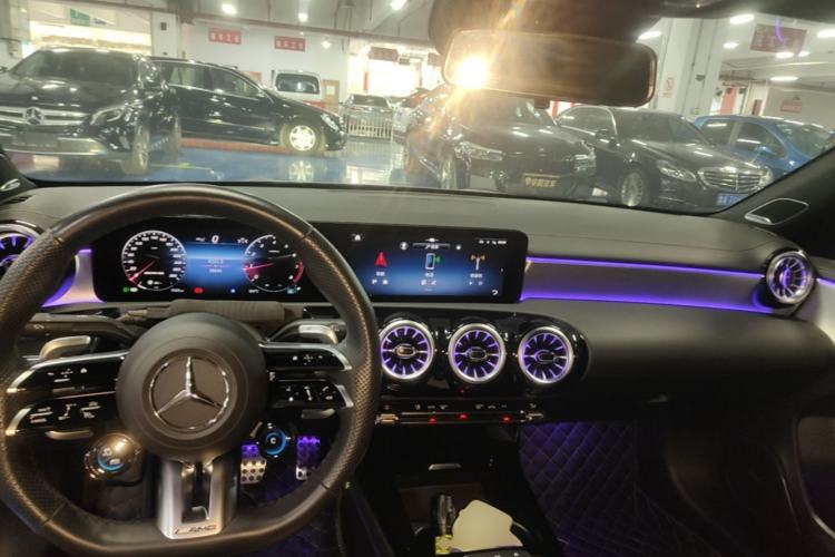 Used Mercedes-Benz A AMG 2024 AMG A 35 L 4MATIC Center Console
