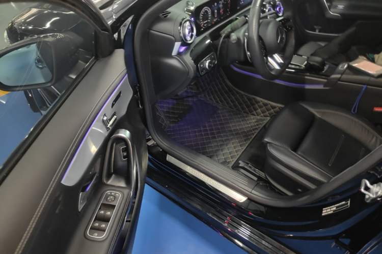 Used Mercedes-Benz A AMG 2024 AMG A 35 L 4MATIC Driver Seat
