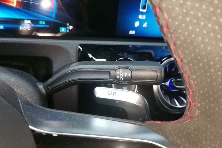 Used Mercedes-Benz A AMG 2024 AMG A 35 4MATIC Gear Lever