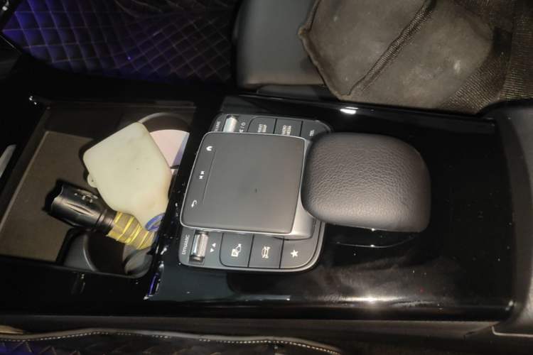 Used Mercedes-Benz A AMG 2024 AMG A 35 L 4MATIC Gear Lever