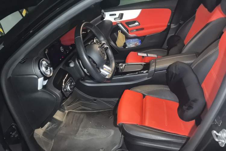 Used Mercedes-Benz A AMG 2024 AMG A 35 4MATIC Left Front Seat
