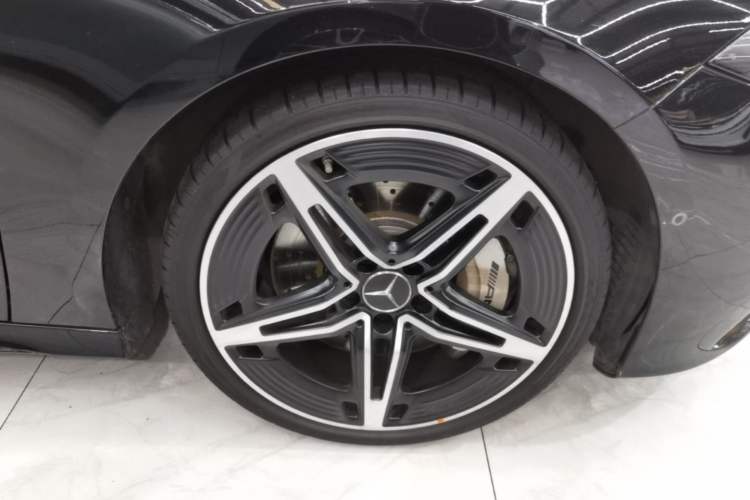 Used Mercedes-Benz A AMG 2024 AMG A 35 4MATIC Right Front Wheel Hub