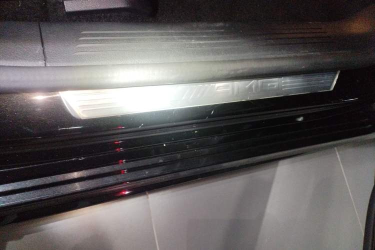 Used Mercedes-Benz A AMG 2024 AMG A 35 4MATIC Right Side Sill