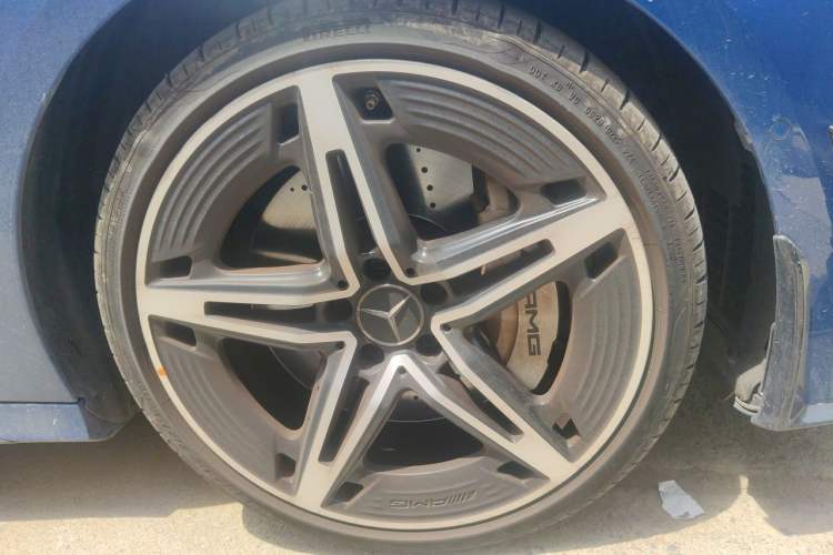 Used Mercedes-Benz A AMG 2024 AMG A 35 L 4MATIC Right Front Wheel Hub