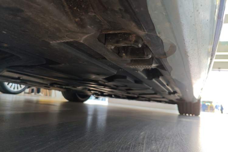 Used Mercedes-Benz A AMG 2024 Facelift AMG A 35 4MATIC Right Side Sill