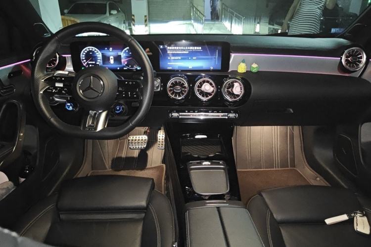 Used Mercedes-Benz A AMG 2024 AMG A 35 4MATIC Center Console