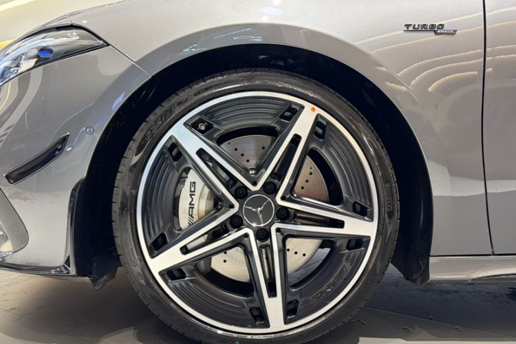 Used Mercedes-Benz A AMG 2024 Facelift AMG A 35 L 4MATIC Exterior 6