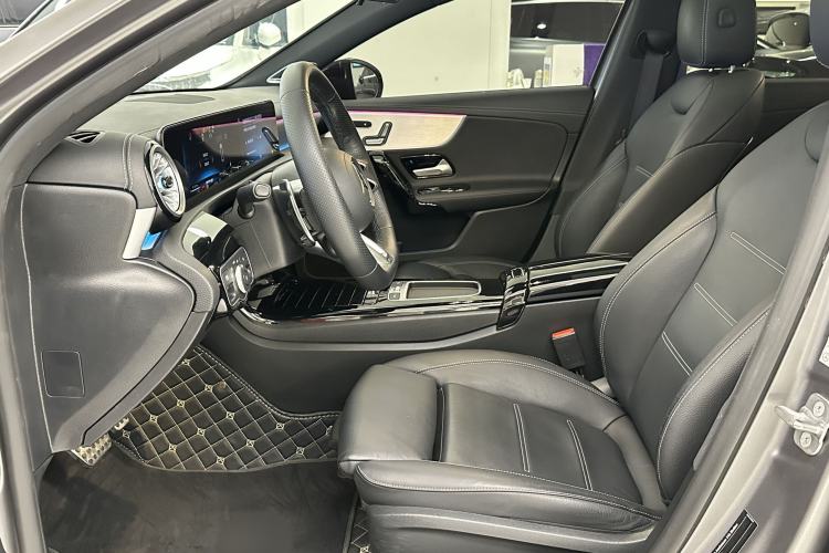 Used Mercedes-Benz A AMG 2024 Facelift AMG A 35 L 4MATIC Interior 11