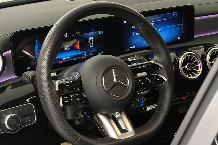Used Mercedes-Benz A AMG 2024 Facelift AMG A 35 L 4MATIC Interior 4