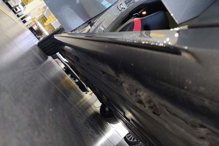 Used Mercedes-Benz A AMG 2024 AMG A 35 4MATIC Right Side Sill