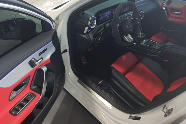 Used Mercedes-Benz A AMG 2024 AMG A 35 4MATIC Driver Seat