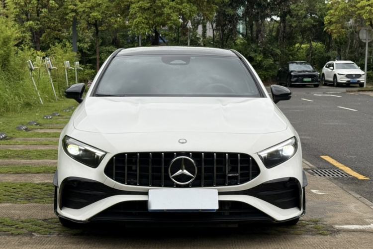 Used Mercedes-Benz A AMG 2024 Facelift AMG A 35 L 4MATIC Exterior 9