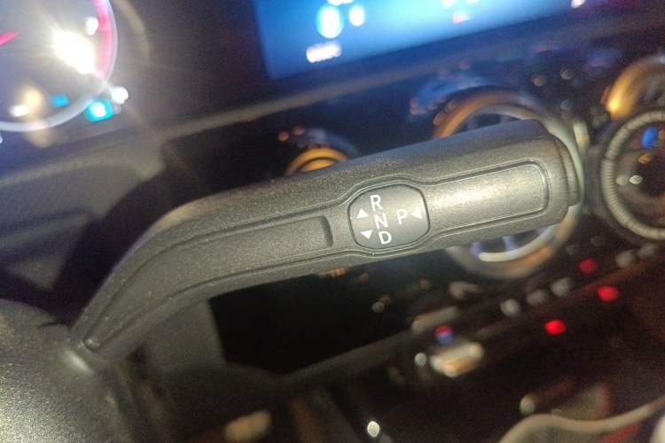Used Mercedes-Benz A AMG 2024 AMG A 35 L 4MATIC Gear Lever