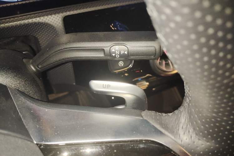 Used Mercedes-Benz A AMG 2024 Facelift AMG A 35 L 4MATIC Gear Lever