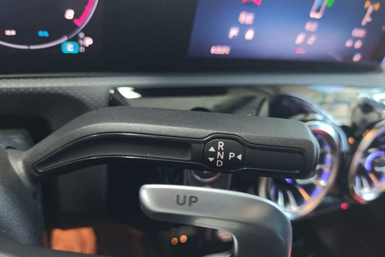 Used Mercedes-Benz A AMG 2024 AMG A 35 4MATIC Gear Lever