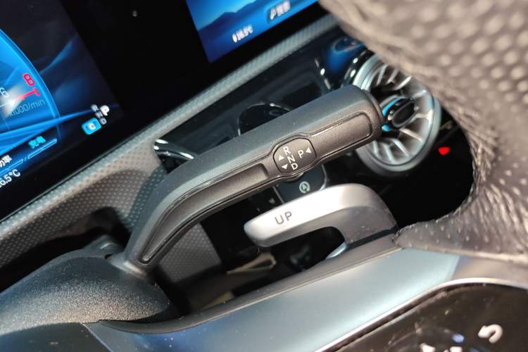 Used Mercedes-Benz A AMG 2024 Facelift AMG A 35 L 4MATIC Gear Lever