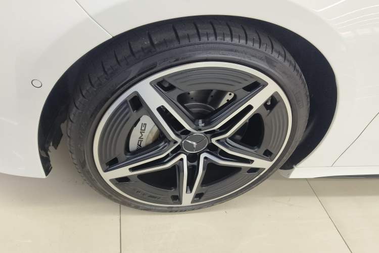 Used Mercedes-Benz A AMG 2024 AMG A 35 4MATIC Left Front Wheel Hub