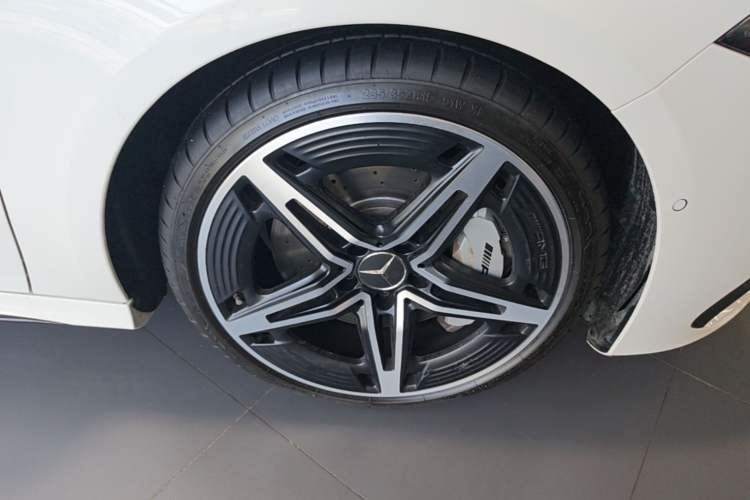 Used Mercedes-Benz A AMG 2024 AMG A 35 4MATIC Right Front Wheel Hub