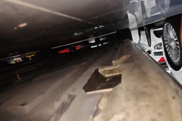 Used Mercedes-Benz A AMG 2024 AMG A 35 L 4MATIC Right Side Sill