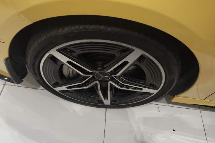 Used Mercedes-Benz A AMG 2024 AMG A 35 4MATIC Left Front Wheel Hub