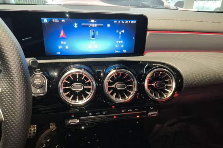 Used Mercedes-Benz A AMG 2025 AMG A 35 4MATIC Audio And AC Panel