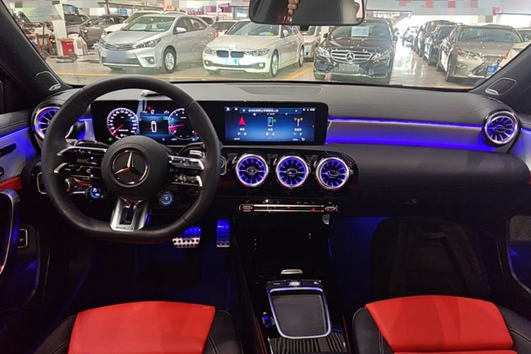 Used Mercedes-Benz A AMG 2025 AMG A 35 L 4MATIC Center Console