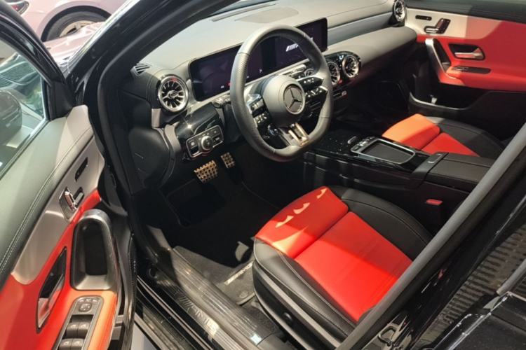 Used Mercedes-Benz A AMG 2025 AMG A 35 4MATIC Driver Seat