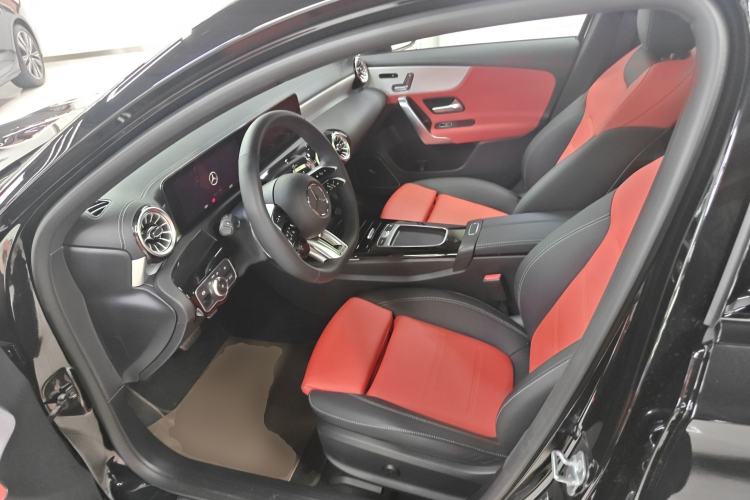 Used Mercedes-Benz A AMG 2025-Year Restyled AMG A 35 L 4MATIC Left Front Seat