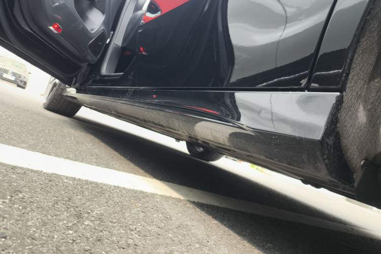 Used Mercedes-Benz A AMG 2025 AMG A 35 4MATIC Left Side Sill