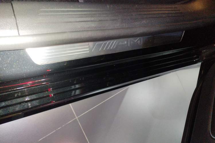 Used Mercedes-Benz A AMG 2025 AMG A 35 4MATIC Right Side Sill