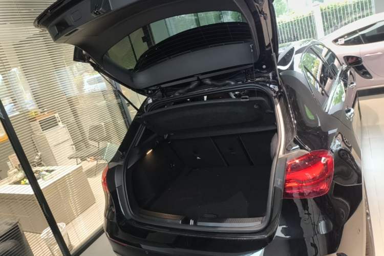 Used Mercedes-Benz A AMG 2025 AMG A 35 4MATIC Trunk