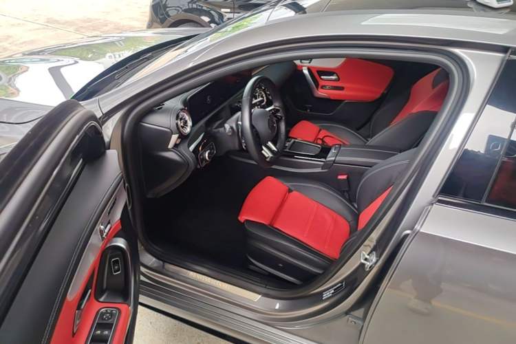 Used Mercedes-Benz A AMG 2025 AMG A 35 L 4MATIC Driver Seat