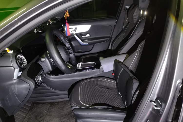 Used Mercedes-Benz A AMG 2025-Year Restyled AMG A 35 L 4MATIC Left Front Seat