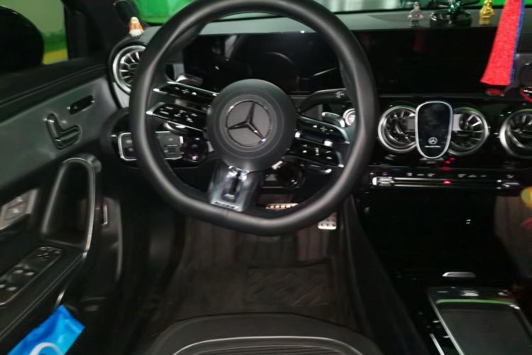 Used Mercedes-Benz A AMG 2025-Year Restyled AMG A 35 L 4MATIC Steering Wheel