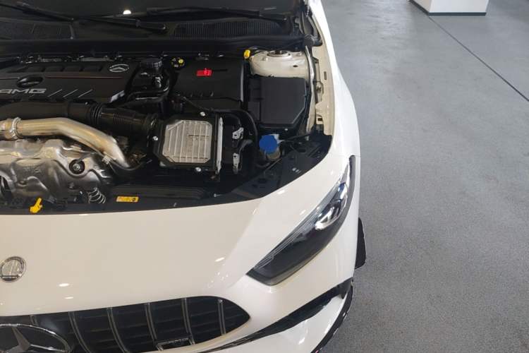 Used Mercedes-Benz A AMG 2025-Year Restyled AMG A 35 L 4MATIC Engine Bay Left