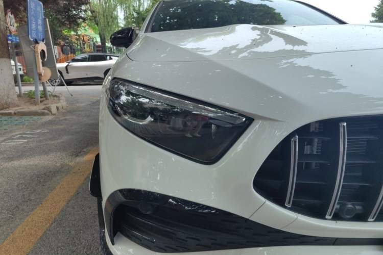Used Mercedes-Benz A AMG 2025-Year Restyled AMG A 35 L 4MATIC Right Front Headlight