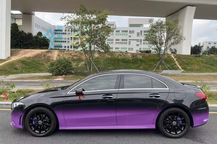 Used Mercedes-Benz A-Class 2020 Restyled A 200 L Sport Sedan Fashion Version Exterior 3