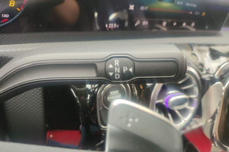 Used Mercedes-Benz A-Class 2020 Restyled A 200 L Sport Sedan Fashion Version Gear Lever