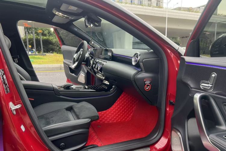 Used Mercedes-Benz A-Class 2020 Restyled A 200 L Sport Sedan Fashion Version Interior 3