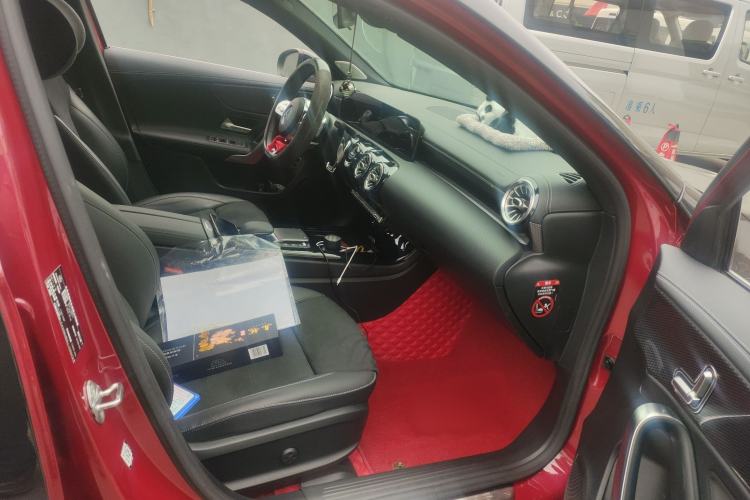 Used Mercedes-Benz A-Class 2020 Restyled A 200 L Sport Sedan Fashion Version Right Front Seat