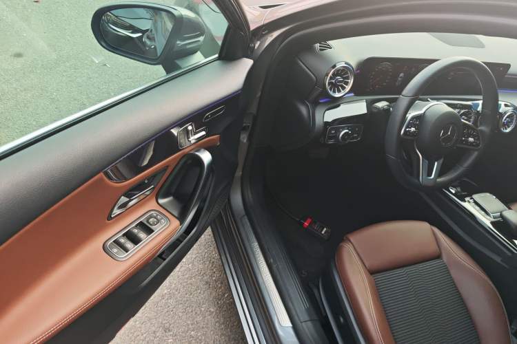 Used Mercedes-Benz A-Class 2022 Second Facelift A 200 Fashion Version Driver Seat