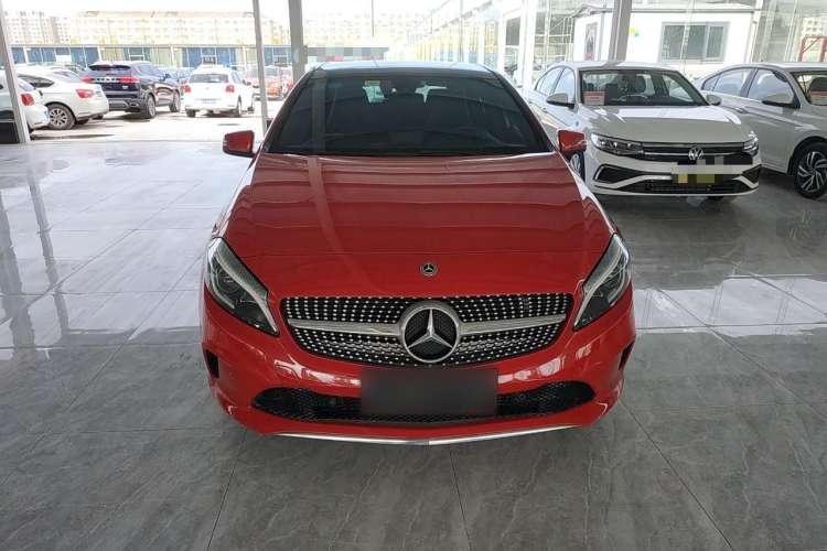 Used Mercedes-Benz A-Class 2017 Revised A 200 Dynamic Edition Exterior 1