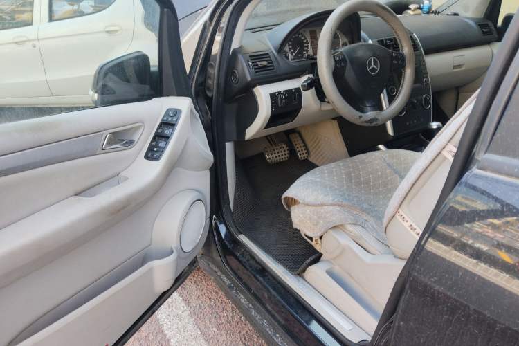 Used Mercedes-Benz A-Class 2011 A 180 Driver Seat