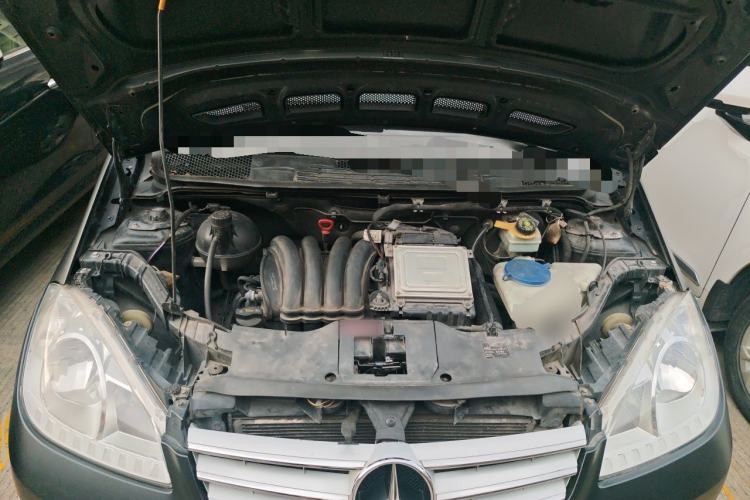 Used Mercedes-Benz A-Class 2011 A 160 Engine Bay