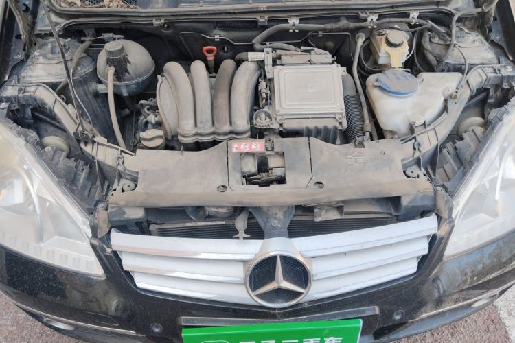Used Mercedes-Benz A-Class 2011 A 180 Engine Bay
