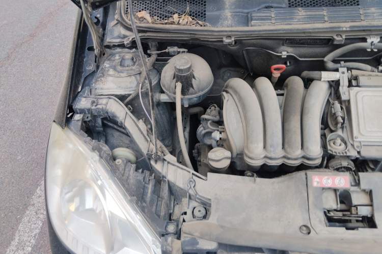 Used Mercedes-Benz A-Class 2011 A 180 Engine Bay Right