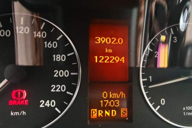 Used Mercedes-Benz A-Class 2011 A 160 Odometer Close Up