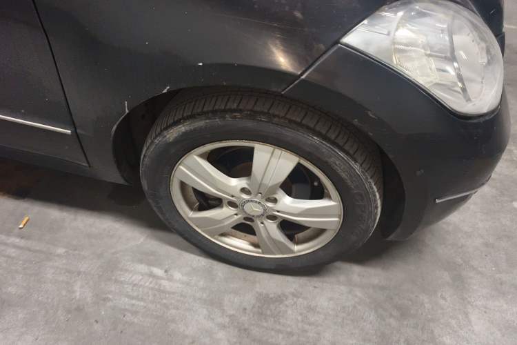 Used Mercedes-Benz A-Class 2011 A 160 Right Front Wheel Hub